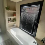 Villa Spacious House With Big Garden Close To The *