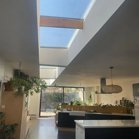 Spacious House With Big Garden Close To The * Гент